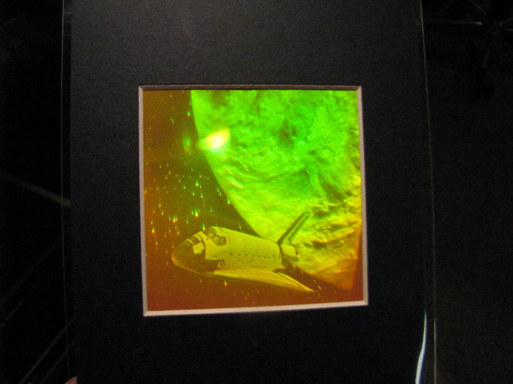 3D Space Shuttle Matted Hologram Picture, Collectible Polaroid Photopolymer Film